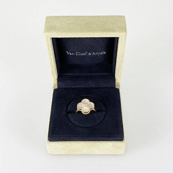 Van Cleef & Arpels Vintage Alhambra Yellow gold Shell diamond Ring - Picture 13 of 16